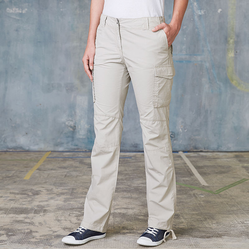 multi pocket trousers